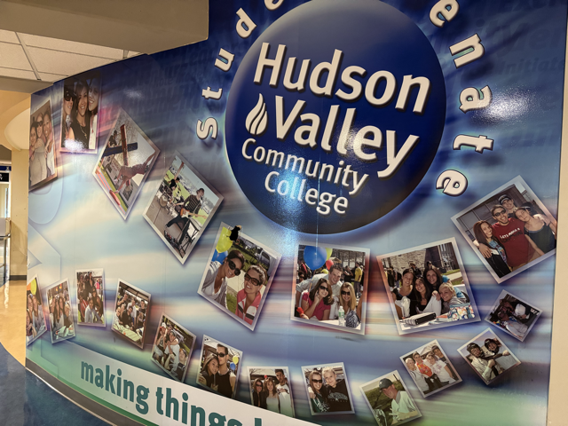 Photo of a mural saying "Hudson Valley Community College"