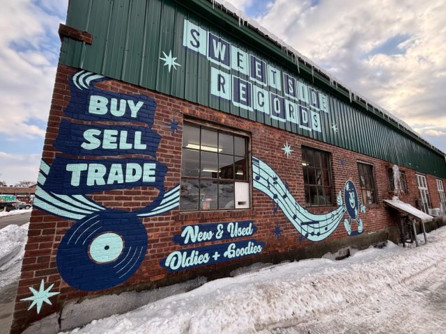 Sweetside Records Outdoor Mural
